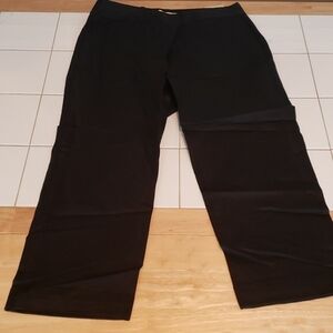 𝅺van Heusen Cuff Capris